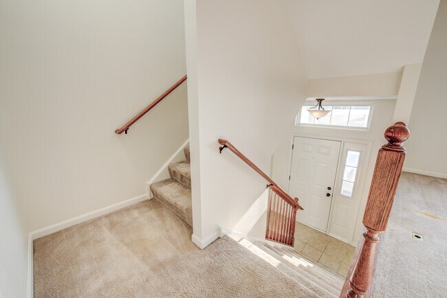 Building Photo - 3414 Cameron Dr