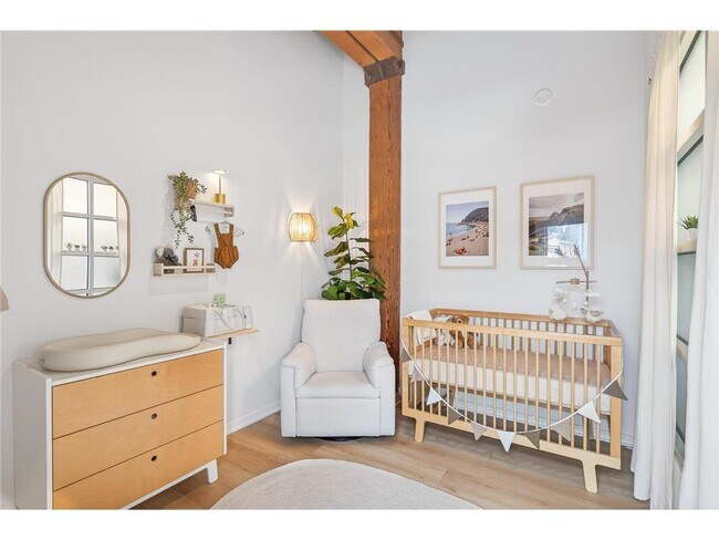 Building Photo - 404 N Washington Ave