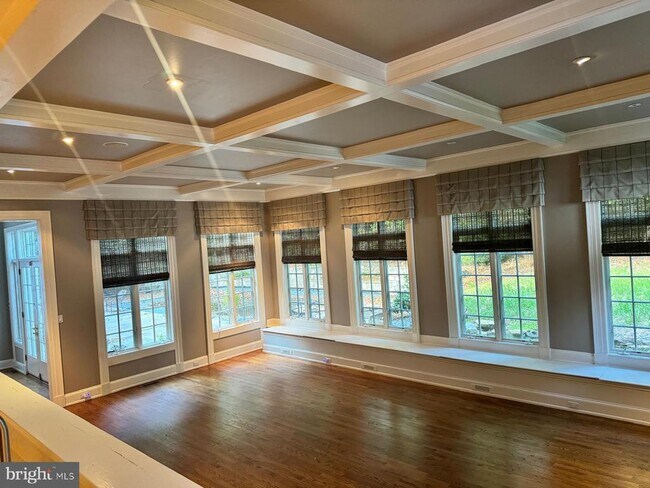 Building Photo - 10856 Patowmack Dr