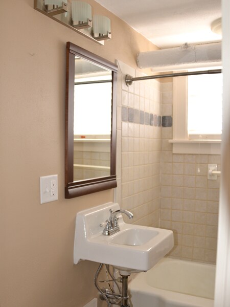 Bathroom - 2546 30th St