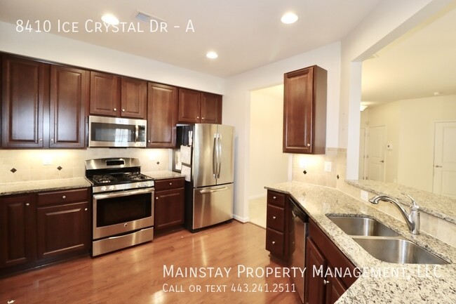 Building Photo - 2 Bedroom Condo in 55+ Legacy at Cherry Tr...