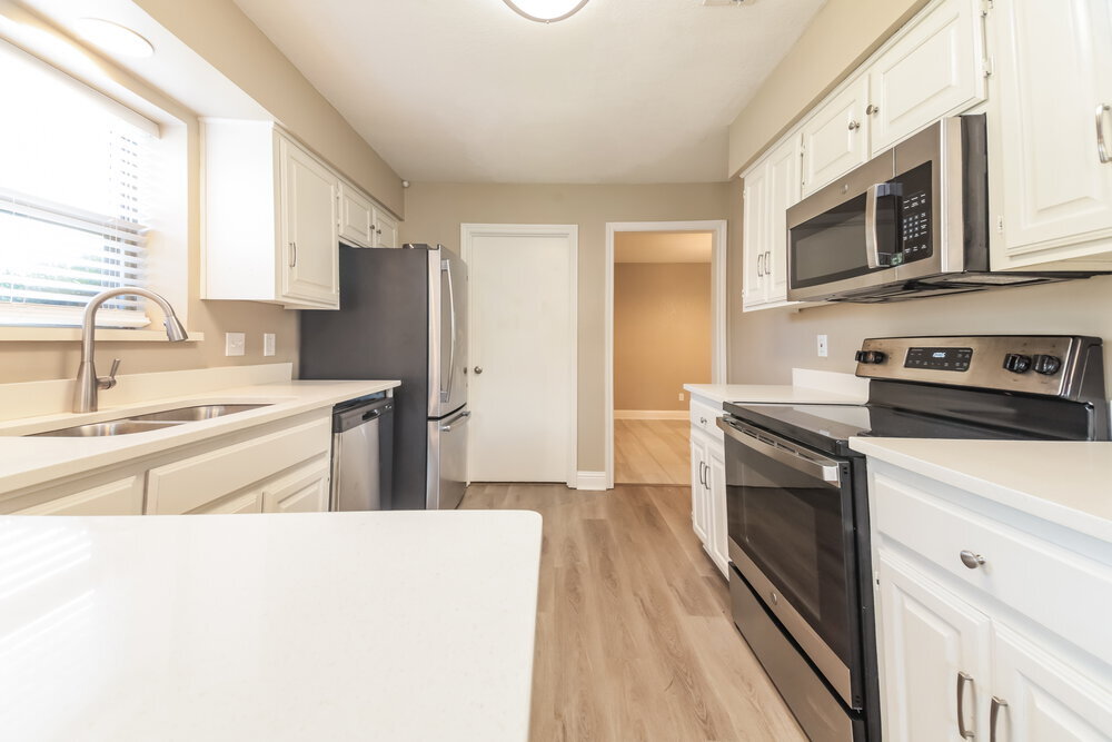 Building Photo - 5237 Prairie Creek Dr