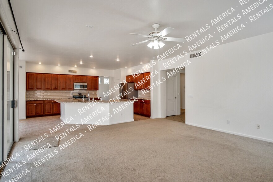 Building Photo - 2631 S Leonard Pl