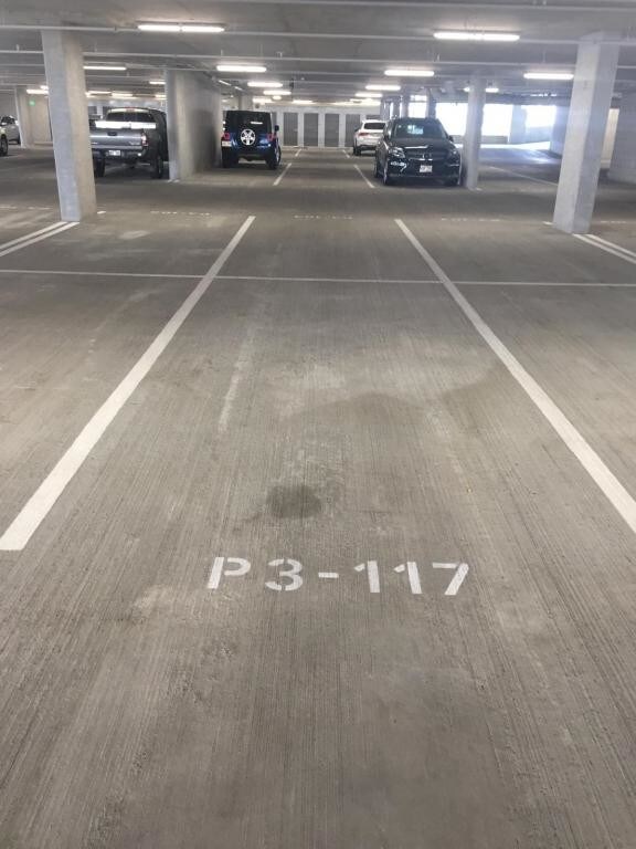 Building Photo - 1001 Queen St