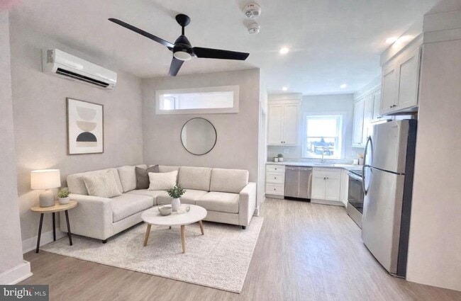 Building Photo - 216 W Front St