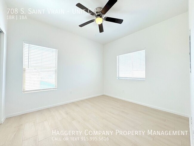 Building Photo - West/Central El Paso 1bed/1bath Refrig A/C...