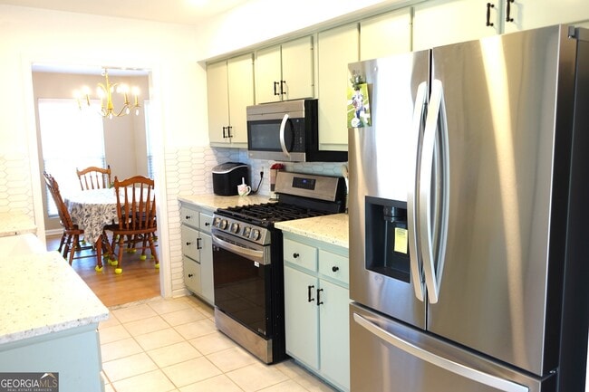 Building Photo - 1333 Holliday Dr