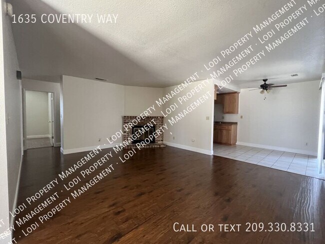 Building Photo - 1635 Coventry Way