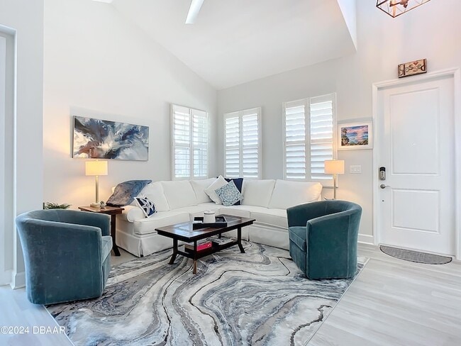 Building Photo - 538 High Tide Ln