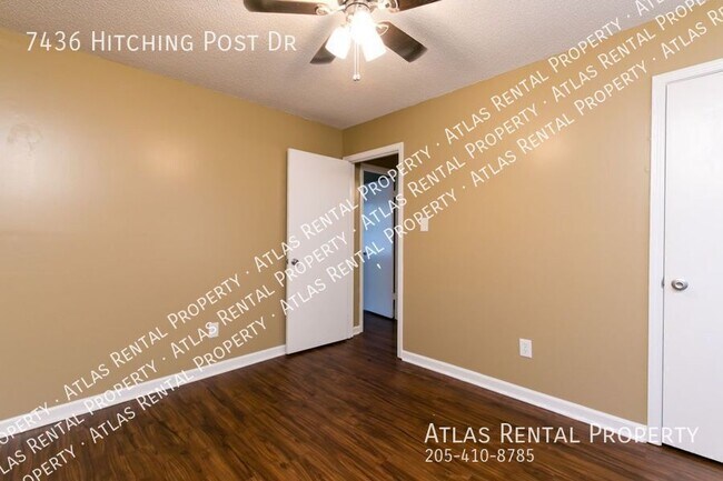Building Photo - 7436 Hitching Post Dr