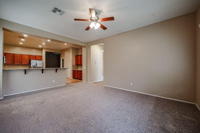 Building Photo - COMING SOON !! Spacious 4 Bed, 2.5 Bath 2 Story Home in Shadow Ridge Community/ Chandler