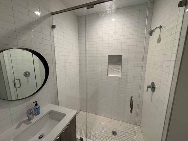 Building Photo - $500 off September! Call for details.
