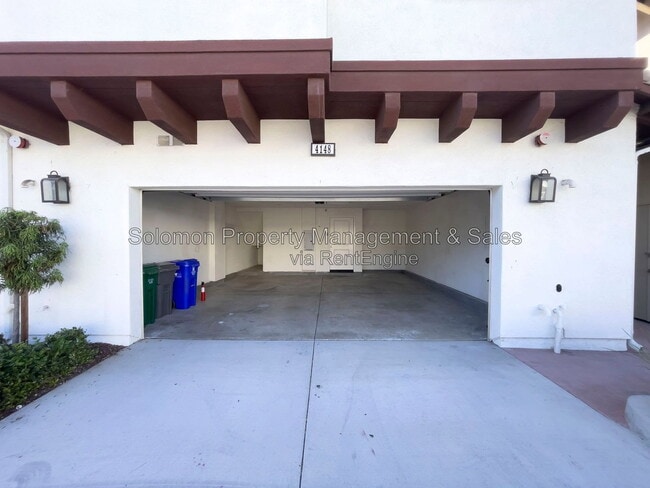 Building Photo - 4148 Sitio Cielo