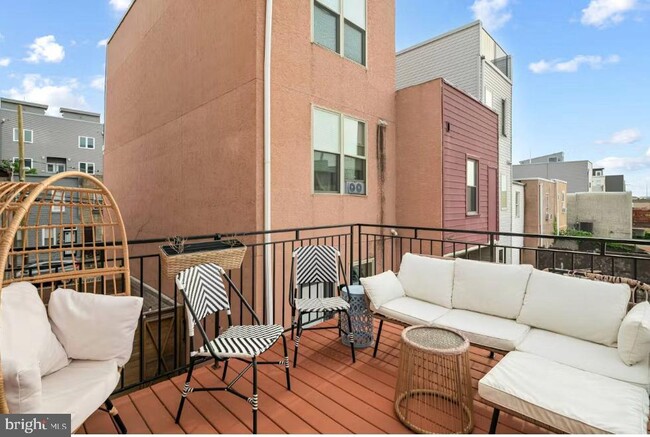 Building Photo - 1120 S 26th St