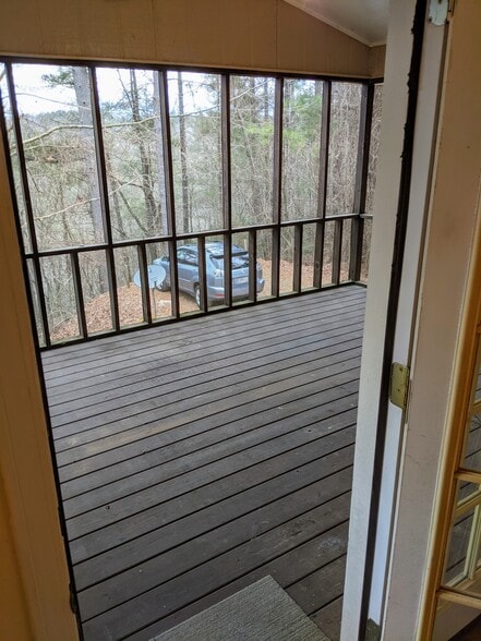 Building Photo - 311 River Lodge Dr A