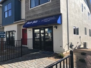 Building Photo - <b>Three story townhouse near UNR.<br><br>