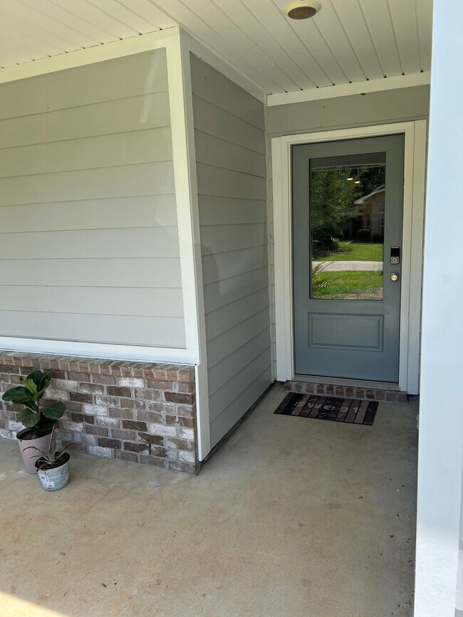 Building Photo - 9945 Kahana St