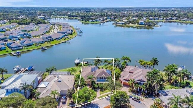 Building Photo - 5405 Merritt Island Dr