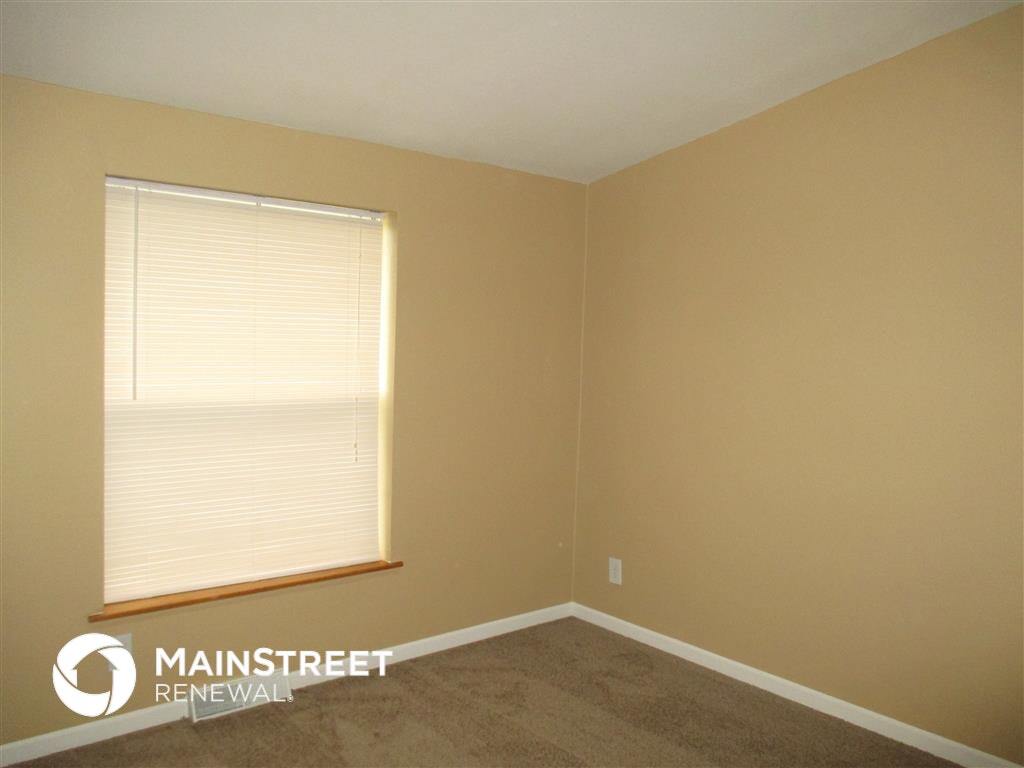 Building Photo - 1709 Lexington Rd