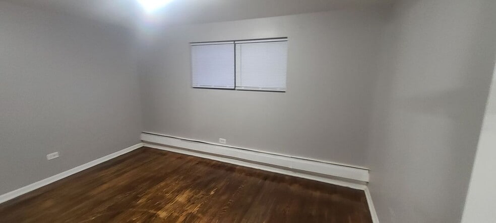 Building Photo - 6205 S Michigan Ave