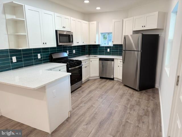 Building Photo - 6366 Rogers Ave