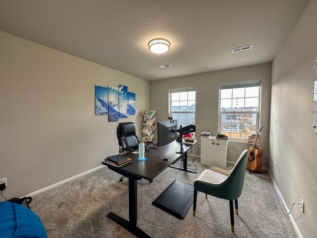 Building Photo - This is what a dream home looks like!