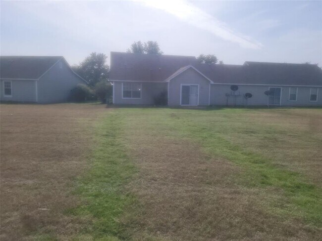Building Photo - 110 Mill Creek Dr