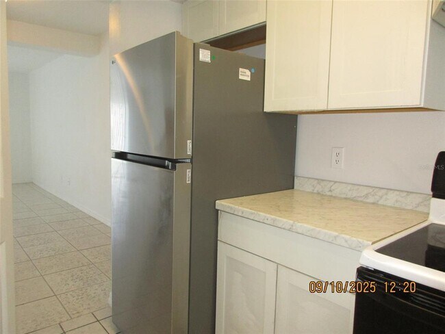 Building Photo - 131 Jones Ln