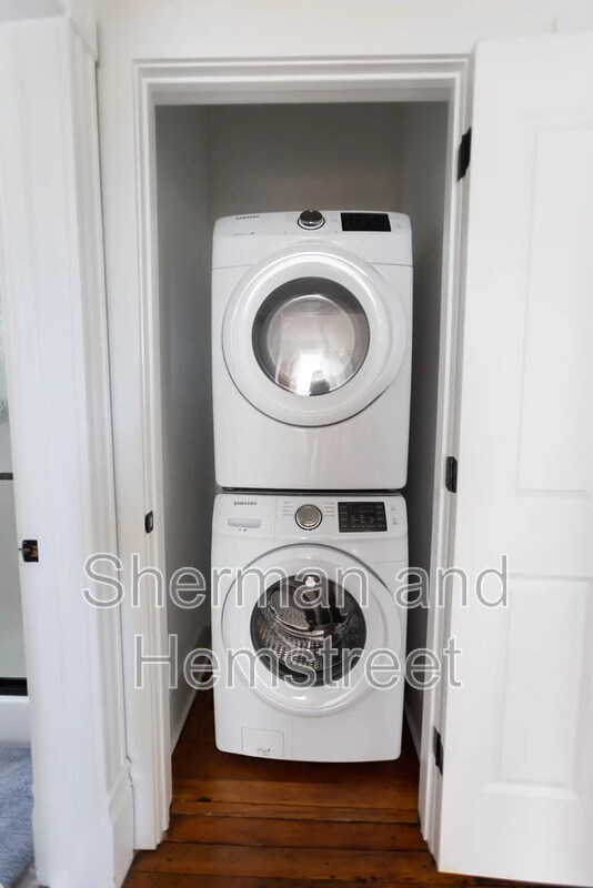 Building Photo - 215 Twelfth Street Apt B