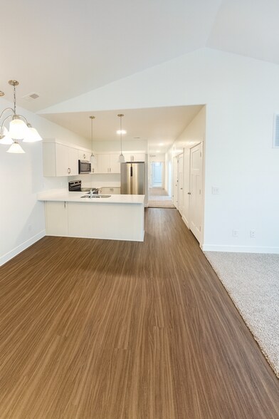 Building Photo - 4777 Alder Dr