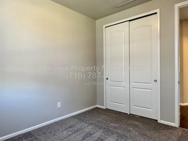 Building Photo - 2075 Bobcat Valley Ct