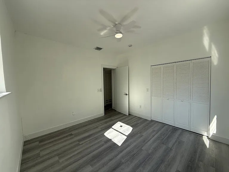 Building Photo - 340 NE 125th St