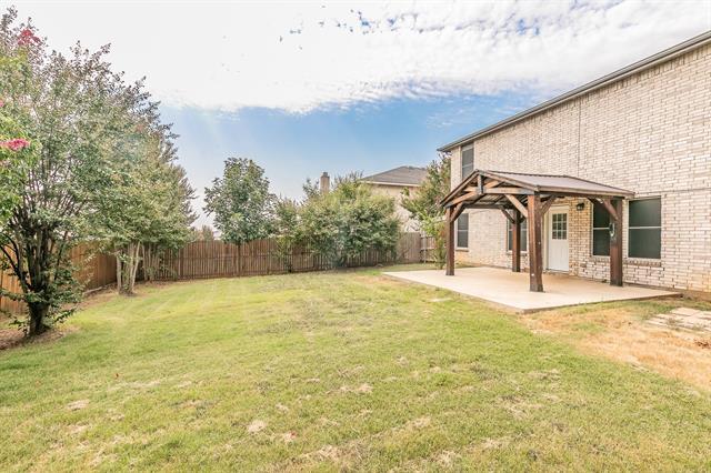 Building Photo - 8405 Shining Waters Ln
