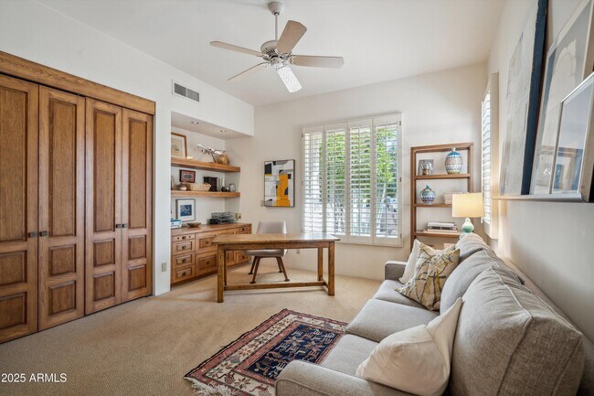 Building Photo - 7466 E High Point Dr