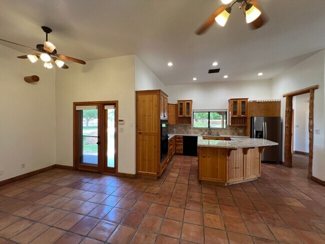 Building Photo - UNIQUE HOME ON ACREAGE!