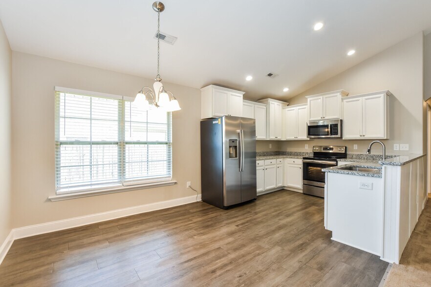 Building Photo - 136 Pitts Griffin Drive