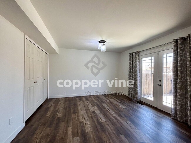 Building Photo - 8748 Mariposa St