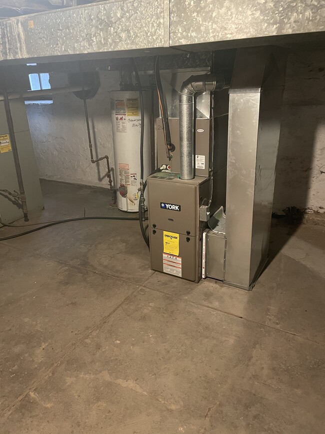 New furnace and ac - 5033 Devonshire Ave