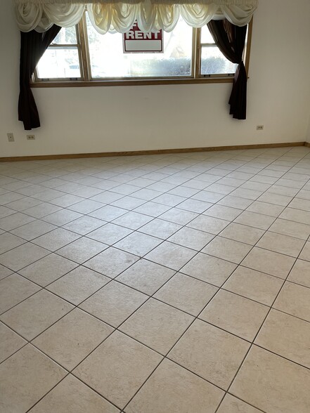 Building Photo - 2136 N 74th Ct