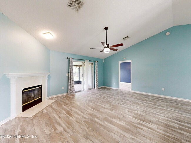 Building Photo - 2084 Frogmore Dr