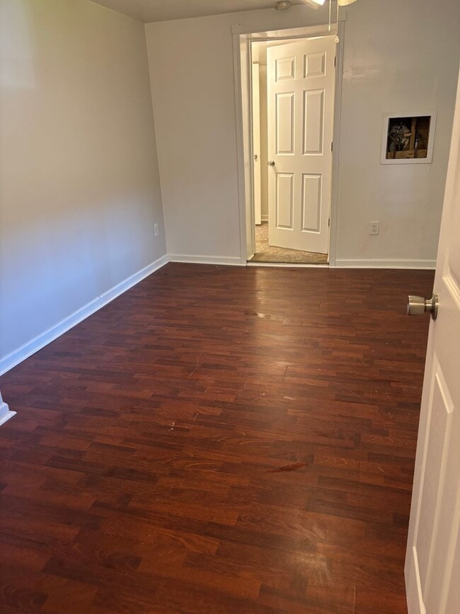 Building Photo - 2408 Brown St