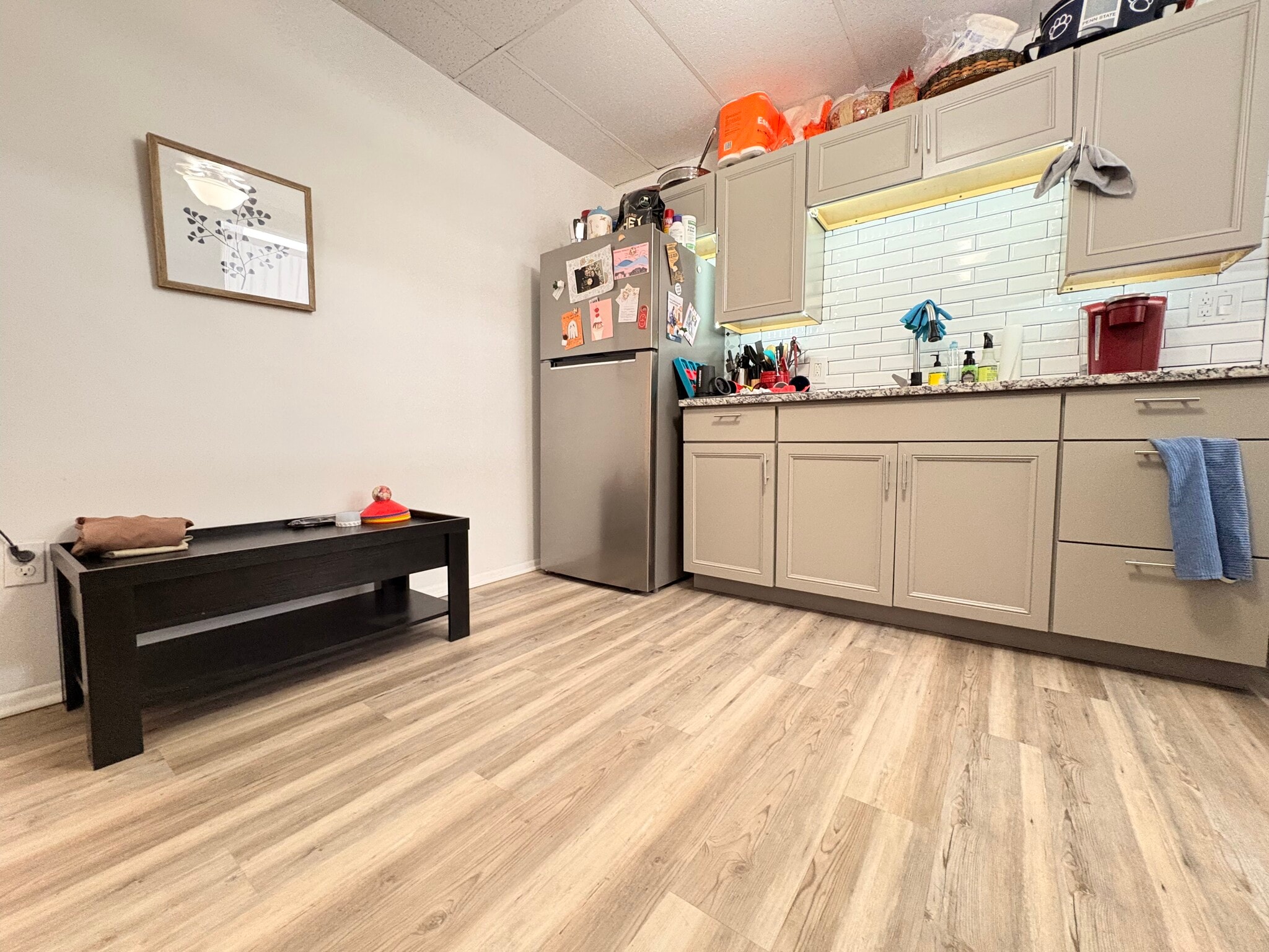 Building Photo - 5807 Hobart St