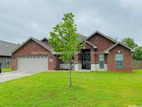 Building Photo - 3309 SW Carter Rd