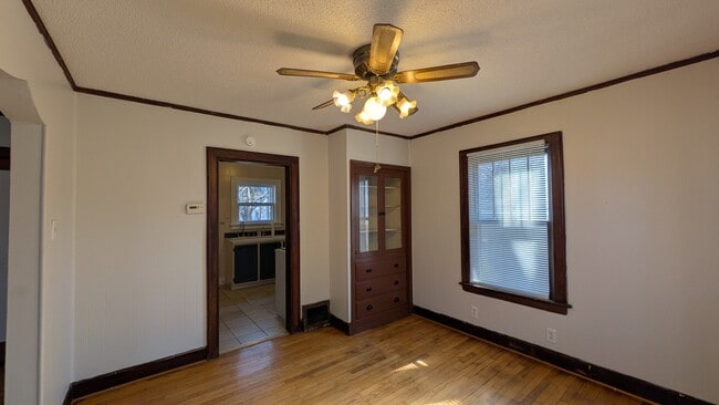 Building Photo - 1109 SW 19th St