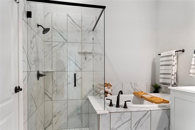 Building Photo - 541 Marigold Dr