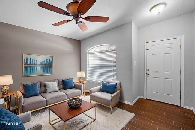 Building Photo - 4081 Tierra Bronce Dr