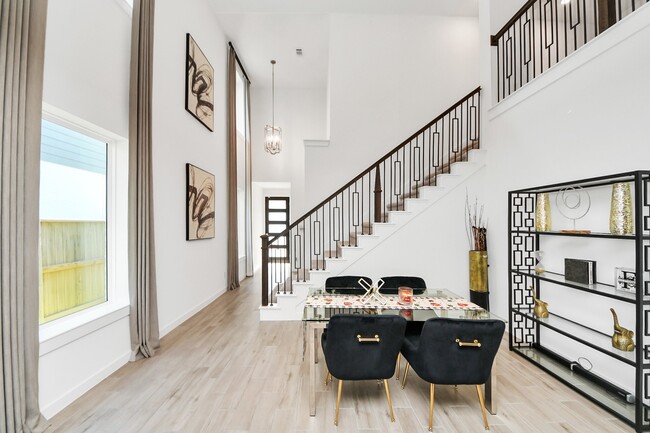 Building Photo - 4135 KINSEY ST