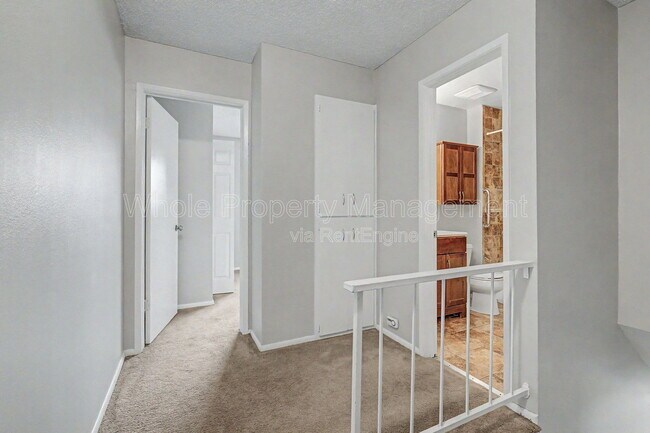 Building Photo - 8705 Santa Fe Dr