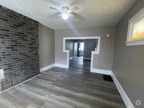Building Photo - 73 S Terrace Ave