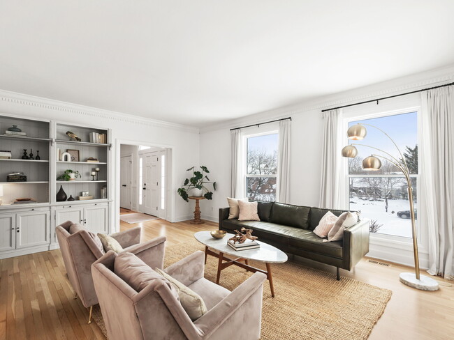 Building Photo - 3250 Chestnut Run Dr